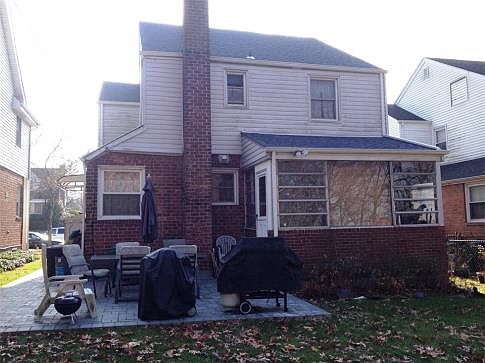 2nd image of 21303 Richland Ave