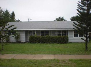 2451 Pelican Dr, Sarasota, FL 34237