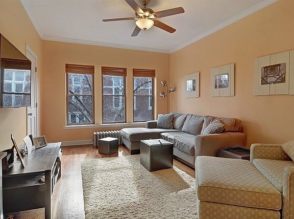 2nd image of 1520 W Belle Plaine Ave #3