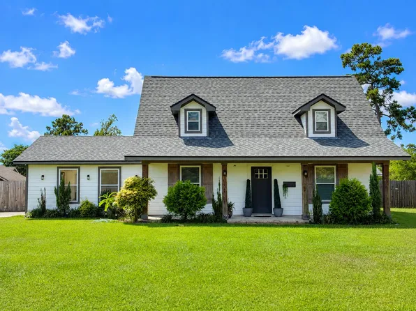 989 Whippoorwill Dr, Lake Charles, LA 70611