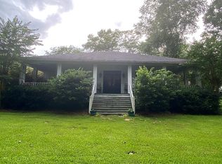 1605 Old Bay Springs Rd, Laurel, MS 39440