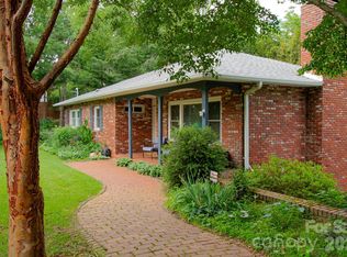 36 Clarendon Rd, Asheville, NC 28806