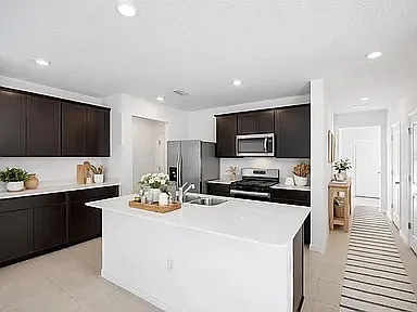 20704 Balsam Hill Rd — Photo 2