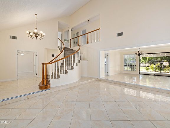 3rd image of 2706 W Avenue L4