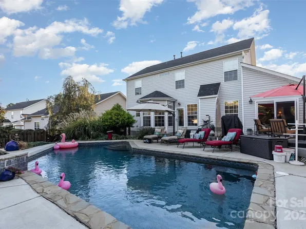 4205 Canipe Dr, Charlotte, NC 28269