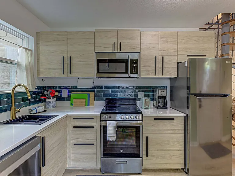 Kitchen with amenities