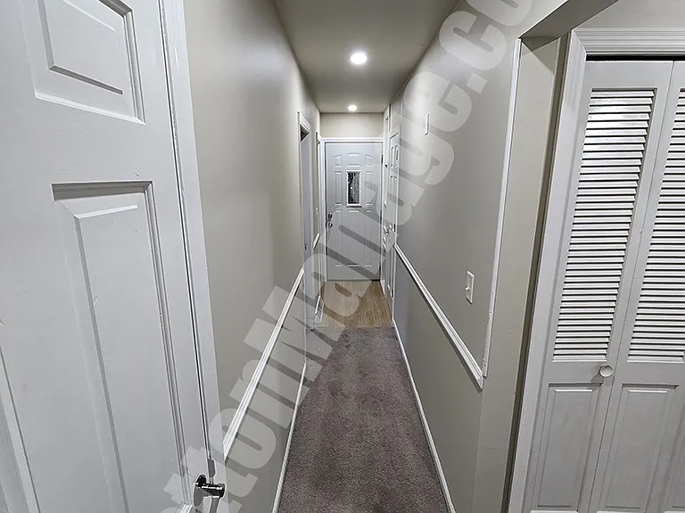 3620 1/2 Camelot Ln #3620-1/2 — Photo 9