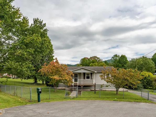 132 Joan Ann Dr, Elizabethton, TN 37643