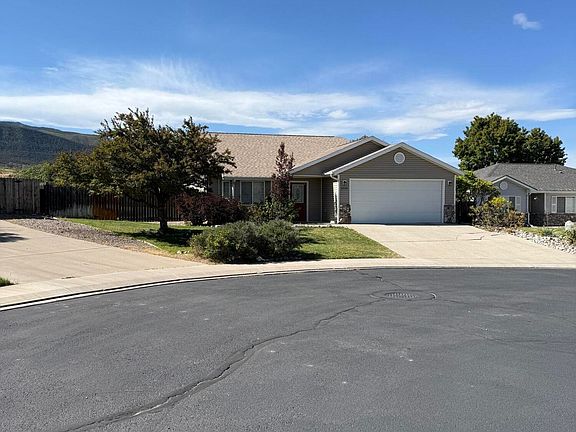 2nd image of 268 Cliff View Cir