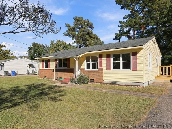 137 Leona Ave, Fayetteville, NC 28314