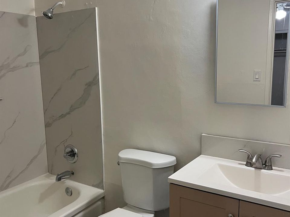 2nd image of 2321 Cambridge St #2321C