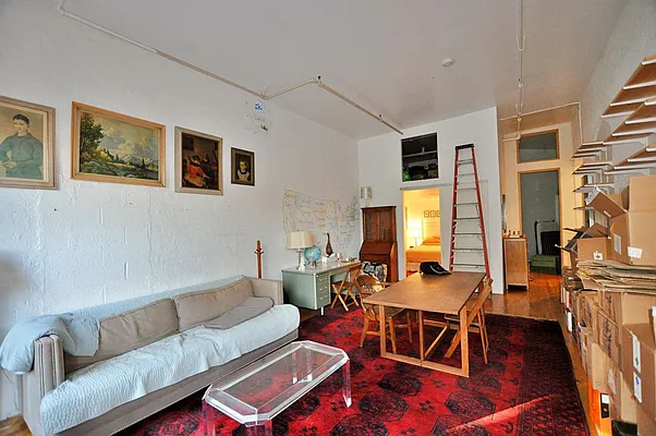 Rented by EXR | media 19