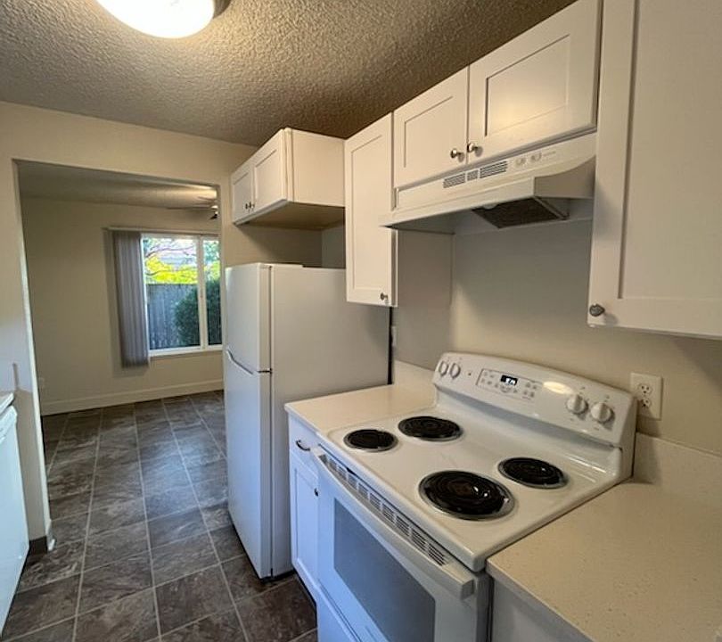 1st image of 364 S Locust St #0