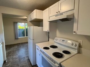 Upcoming 2nd-Story 2-Bedroom - Coming Available 10/16/26! 1st month free!, Canby, OR 97013
