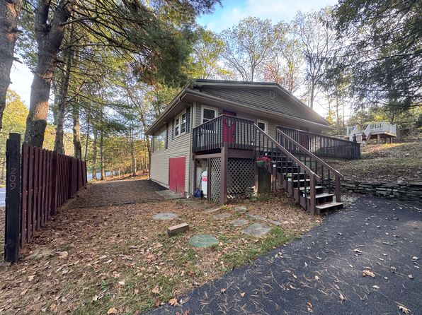 (undisclosed Address)