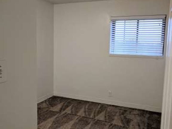 5th image of 3700 W Byers Pl