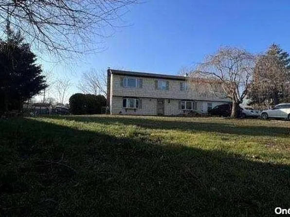 4 Xenia, Mount Sinai, NY 11766