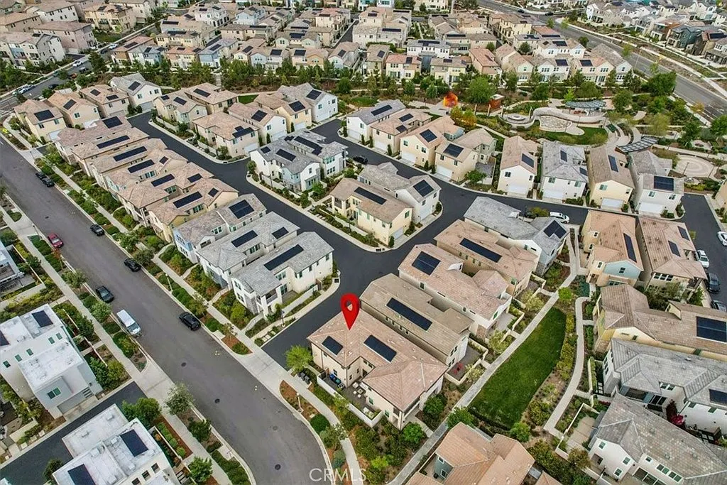 4 bed, 3.5 bath, 3010 sqft, $6,800 — Photo 3