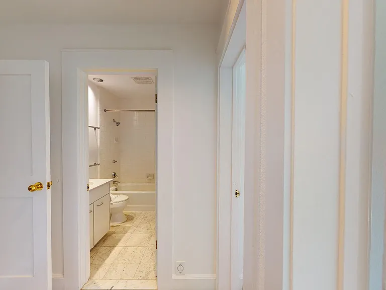 215 Upper Ter — Photo 13