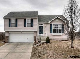 7919 S 157th Ave, Omaha, NE 68136