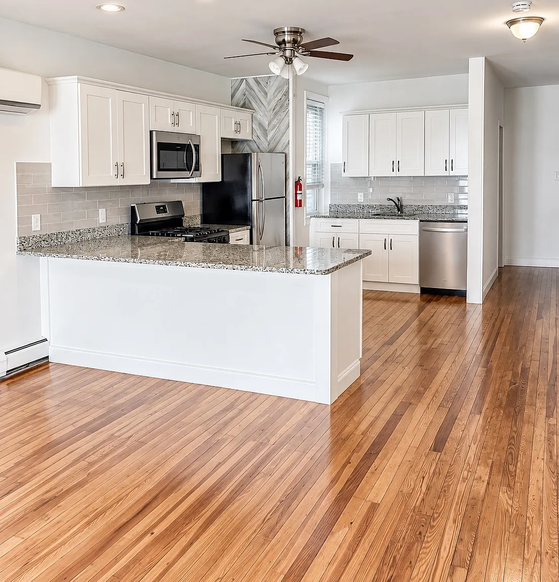 128 N Portland Ave — Photo 1