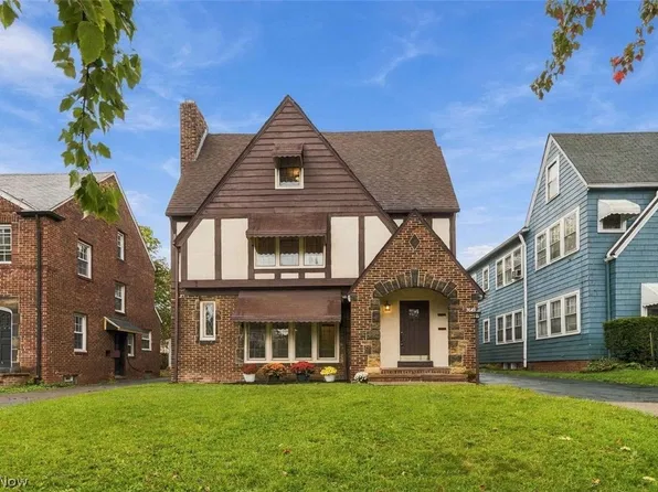 3643 Lindholm Rd, Shaker Heights, OH 44120