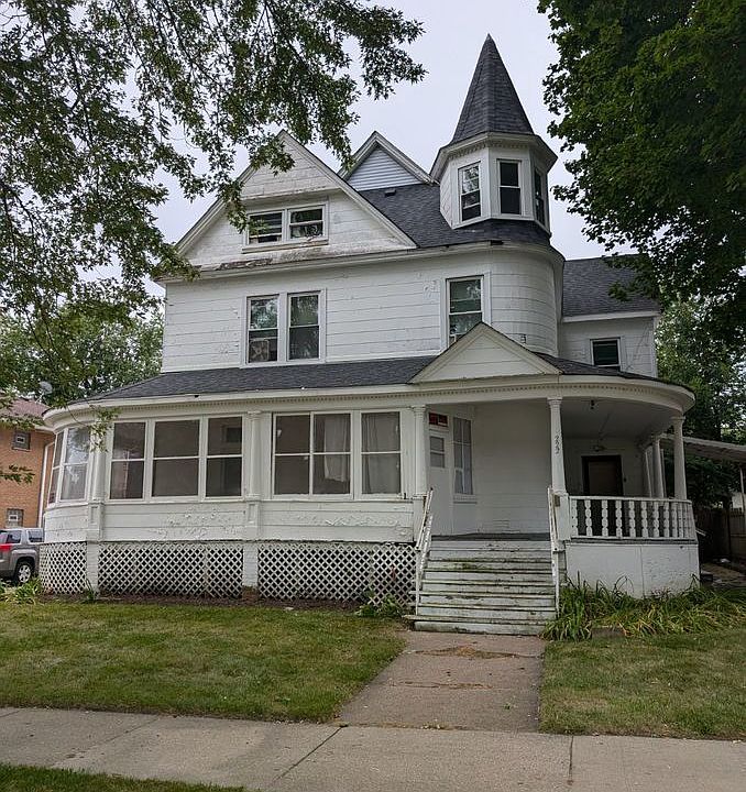 1st image of 222 N West St #1