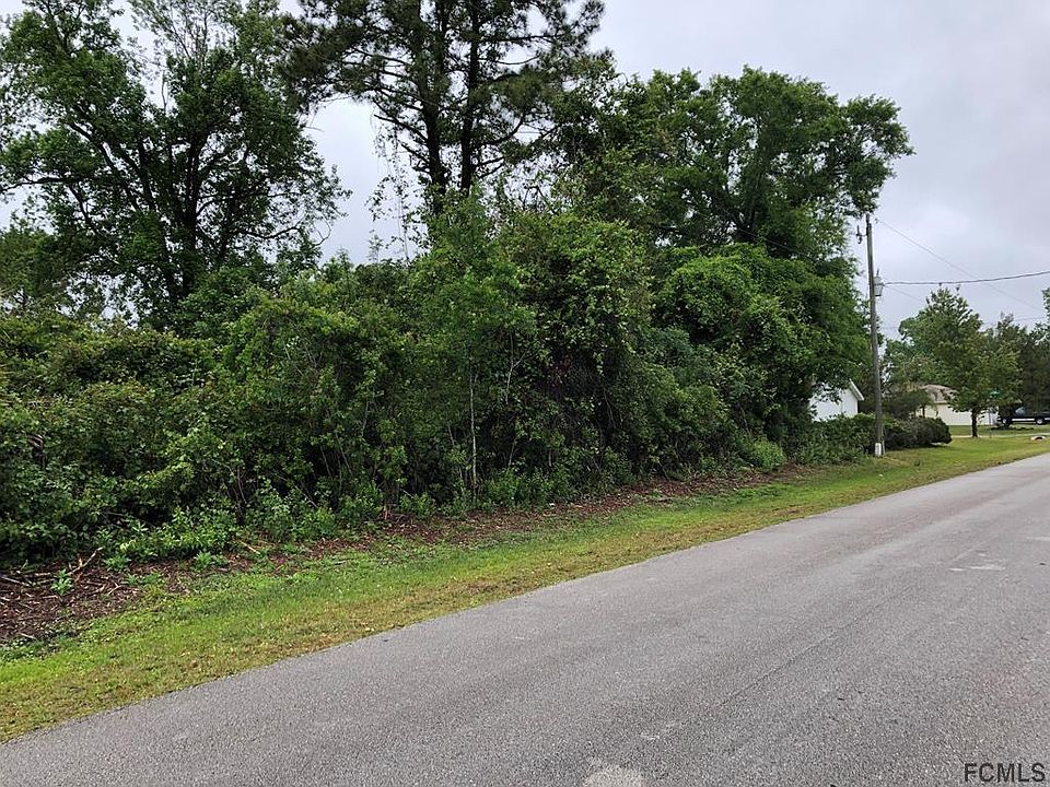 1st image of 18 Wood Cedar Dr