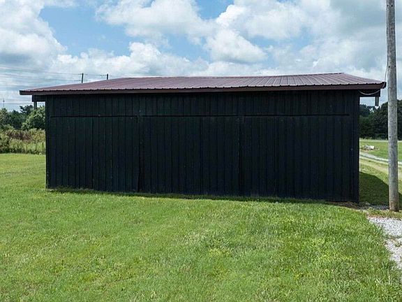 3rd image of 98 Greer Ln