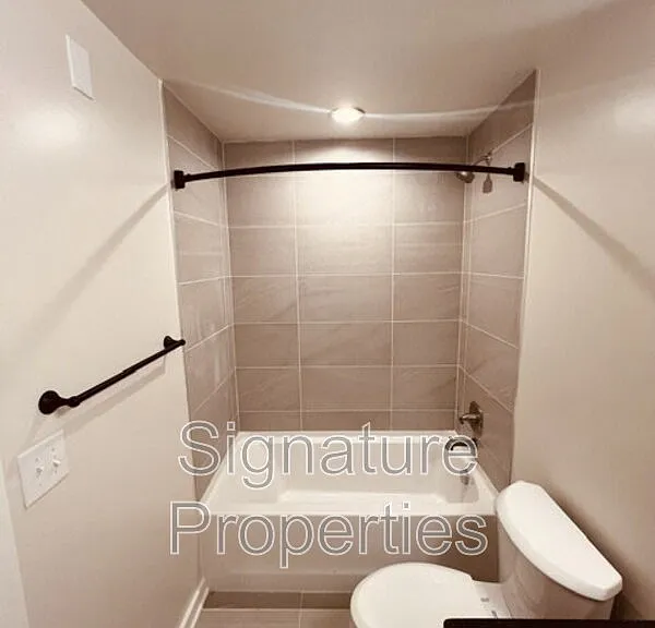 712 High St #8 — Photo 14