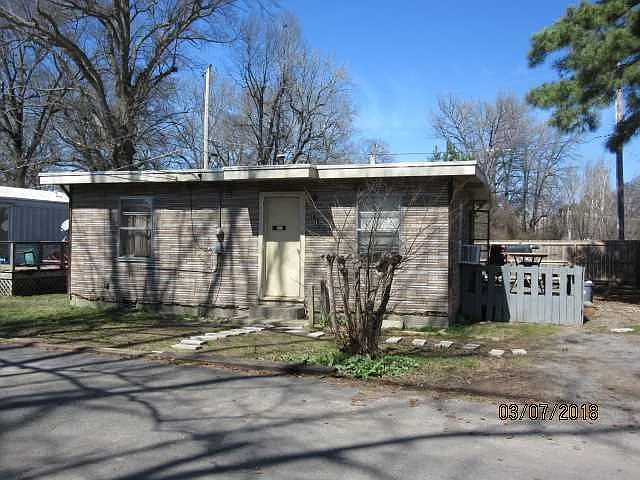 1 bed, 650 sqft, $750 — Photo 1