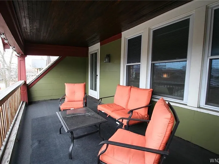 139 Fordham Dr — Photo 2