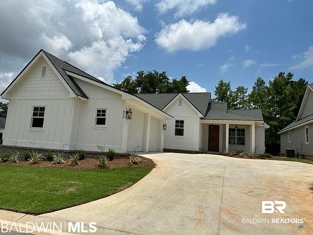 1st image of 958 Hibiscus Way