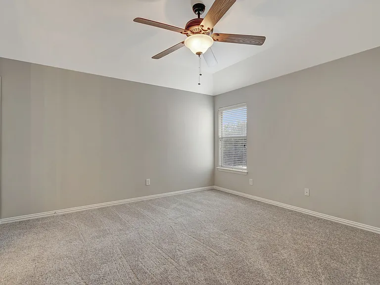 210 Red Bluff Dr — Photo 19