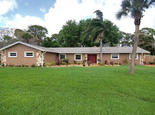 450 Bella Capri Dr, Merritt Island, FL 32952