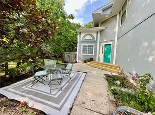 2811 S Chatelain Ct #A, Independence, MO 64057