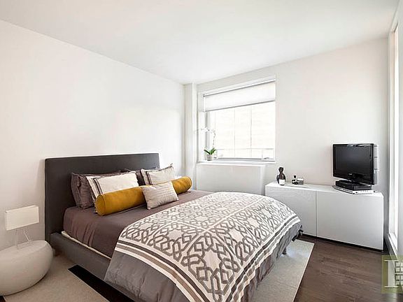 5th image of 88 Morningside Ave #5