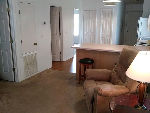 4th image of 3745 Bluff Ln