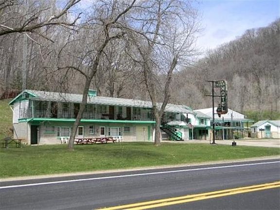 3rd image of 41120 State Hwy 60