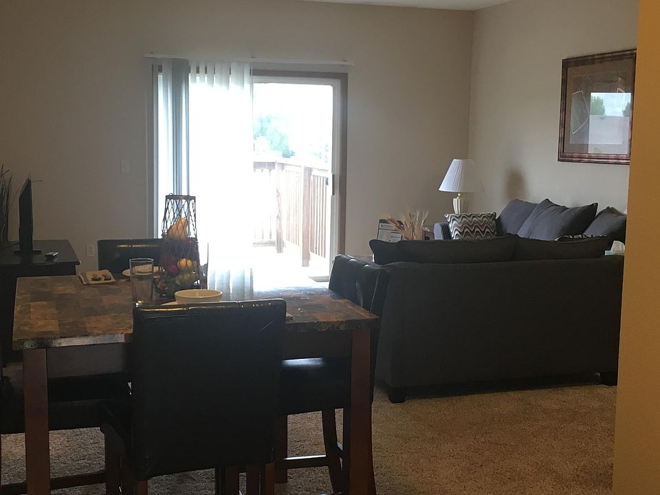 Willows of Peoria 7400 N Villa Lake Dr Peoria IL Zillow