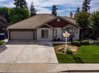 213 E Aspen Dr, Reedley, CA 93654