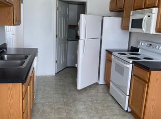 1226 Taft Ave APT B, Cheyenne, WY 82001