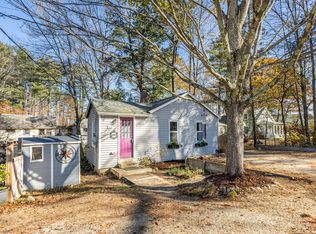 13 Highland Ave, Cumberland, ME 04021