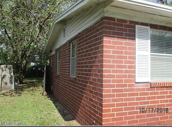 3rd image of 6315 Pine Summit Dr
