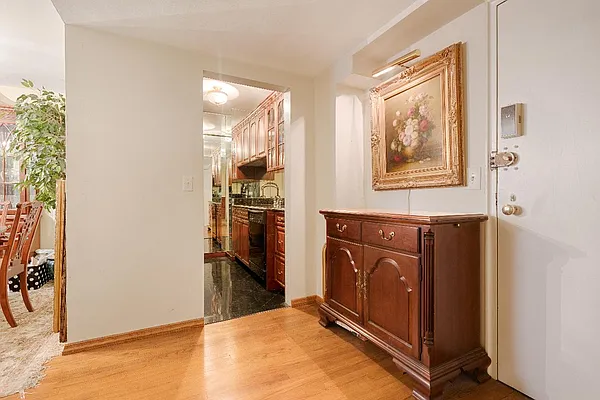 Sold by Real Direct | media 4