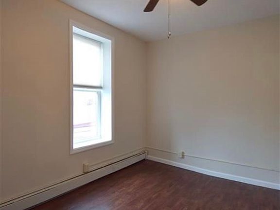 3rd image of 190 Orient St APT 4
