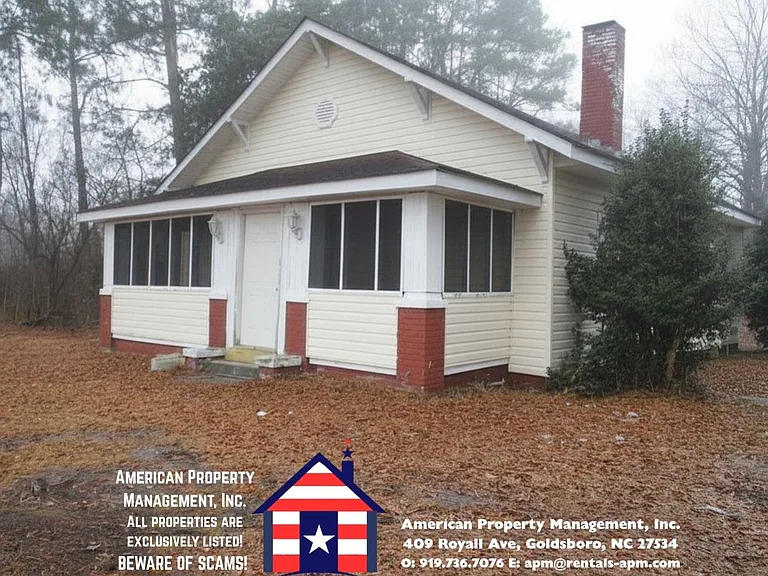 4707 Wayne Memorial Dr — Photo 1