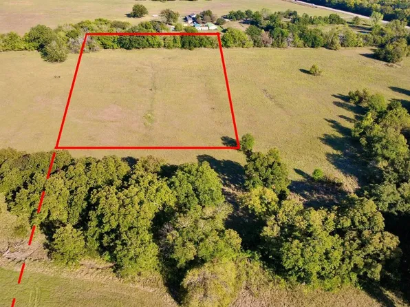 955 N 4380th Rd, Fort Towson, OK 74735