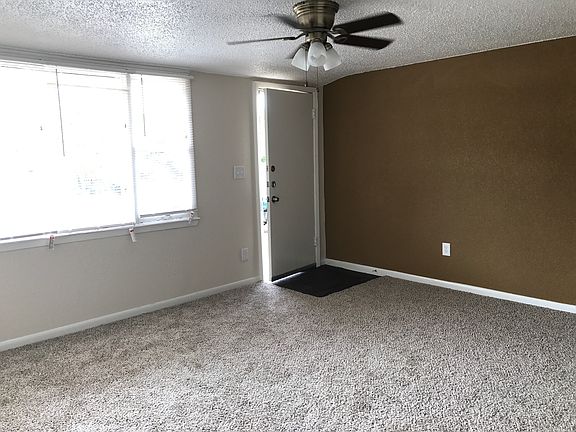 5th image of 7937 Downe Dr