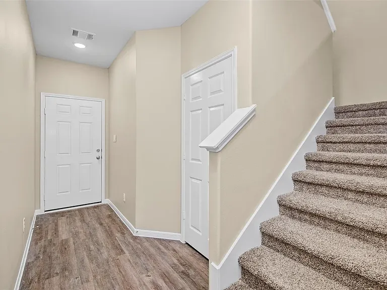 3614 Vista Pointe Dr — Photo 5